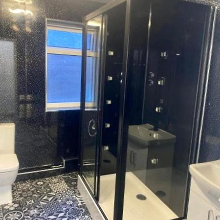 Sea Front Apartment With Massage Shower Netflix Great Location 브리들링턴 외부 사진